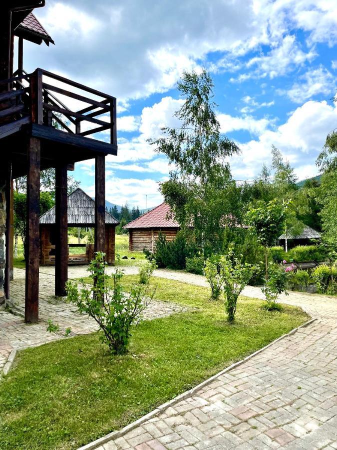 Vedmid Hotel Myslovka Buitenkant foto
