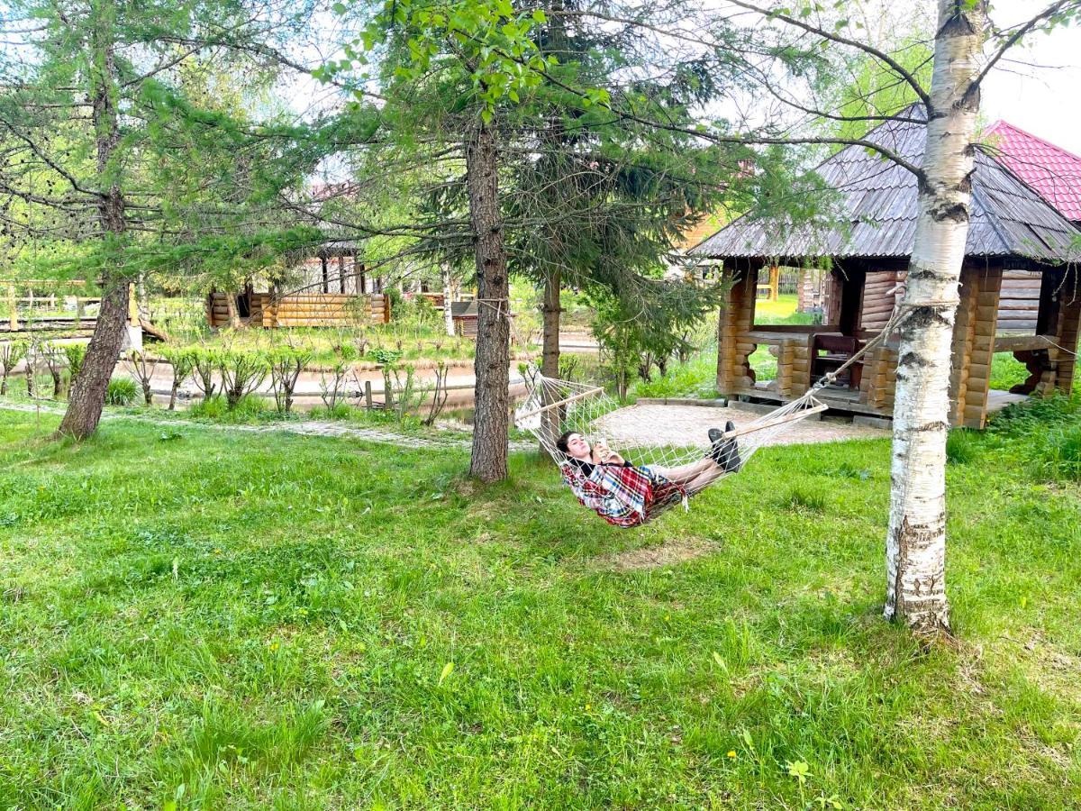 Vedmid Hotel Myslovka Buitenkant foto