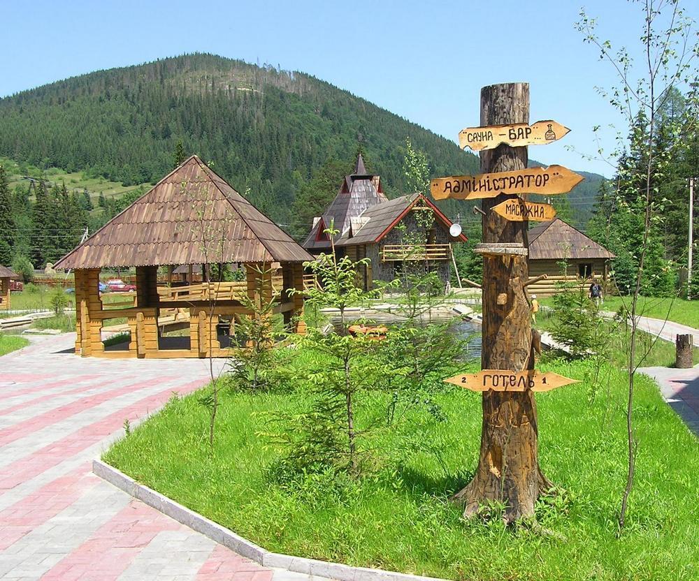 Vedmid Hotel Myslovka Buitenkant foto