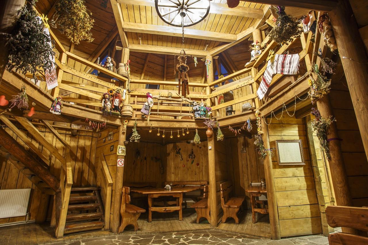Vedmid Hotel Myslovka Buitenkant foto